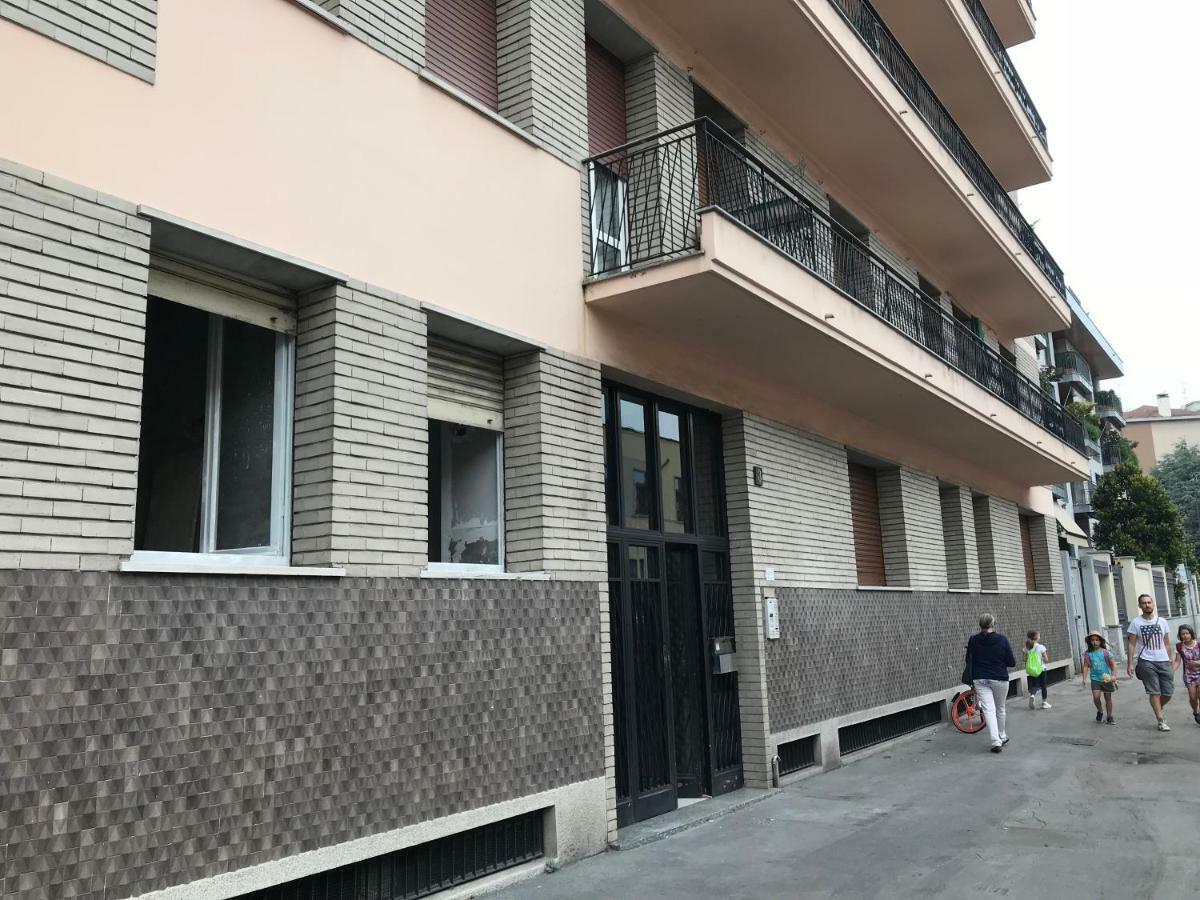 Accogliente Bilocale Leilighet Milano Eksteriør bilde